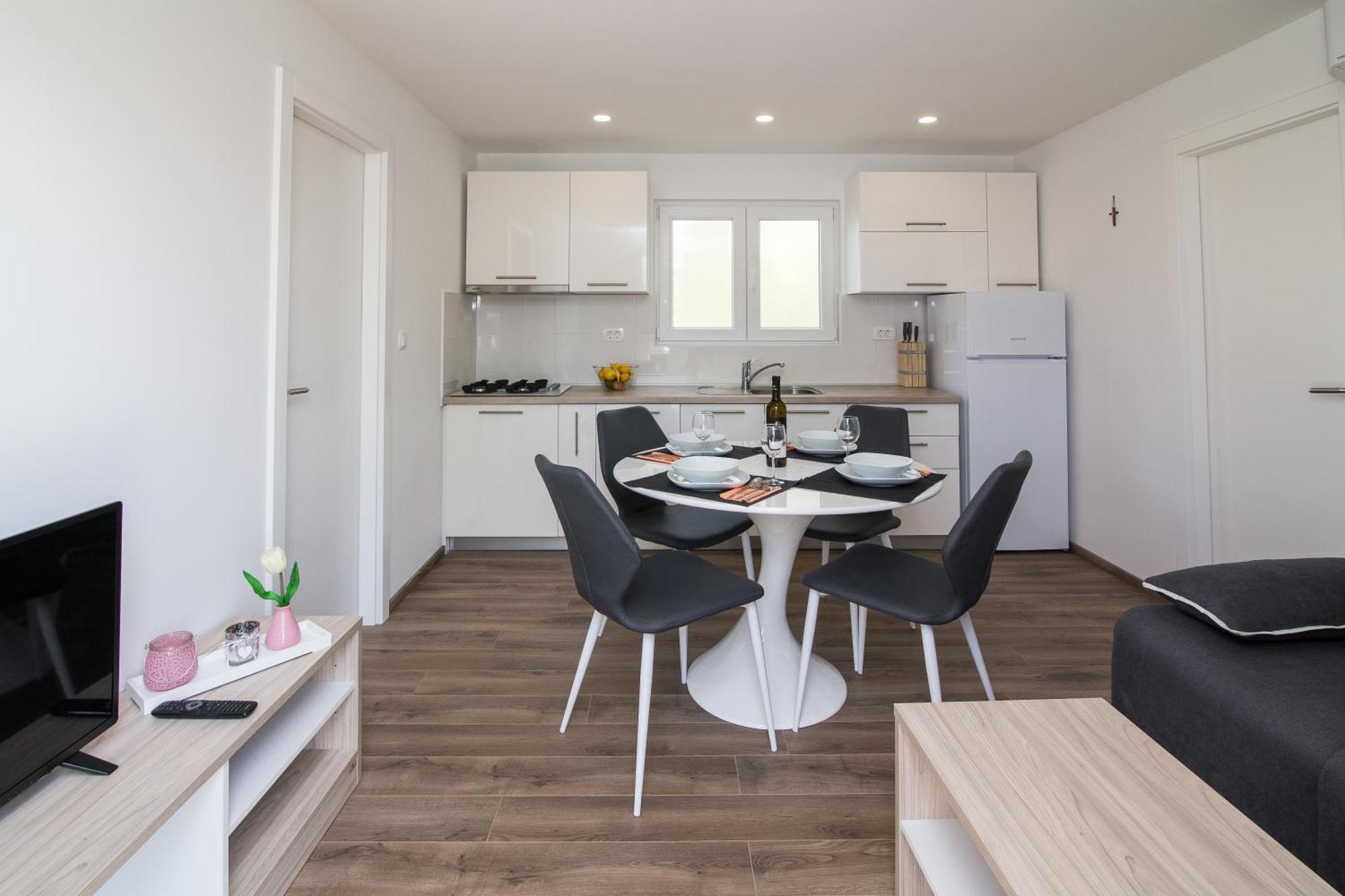 Luxury Mobile Homes Liza Biograd Na Moru Exterior foto