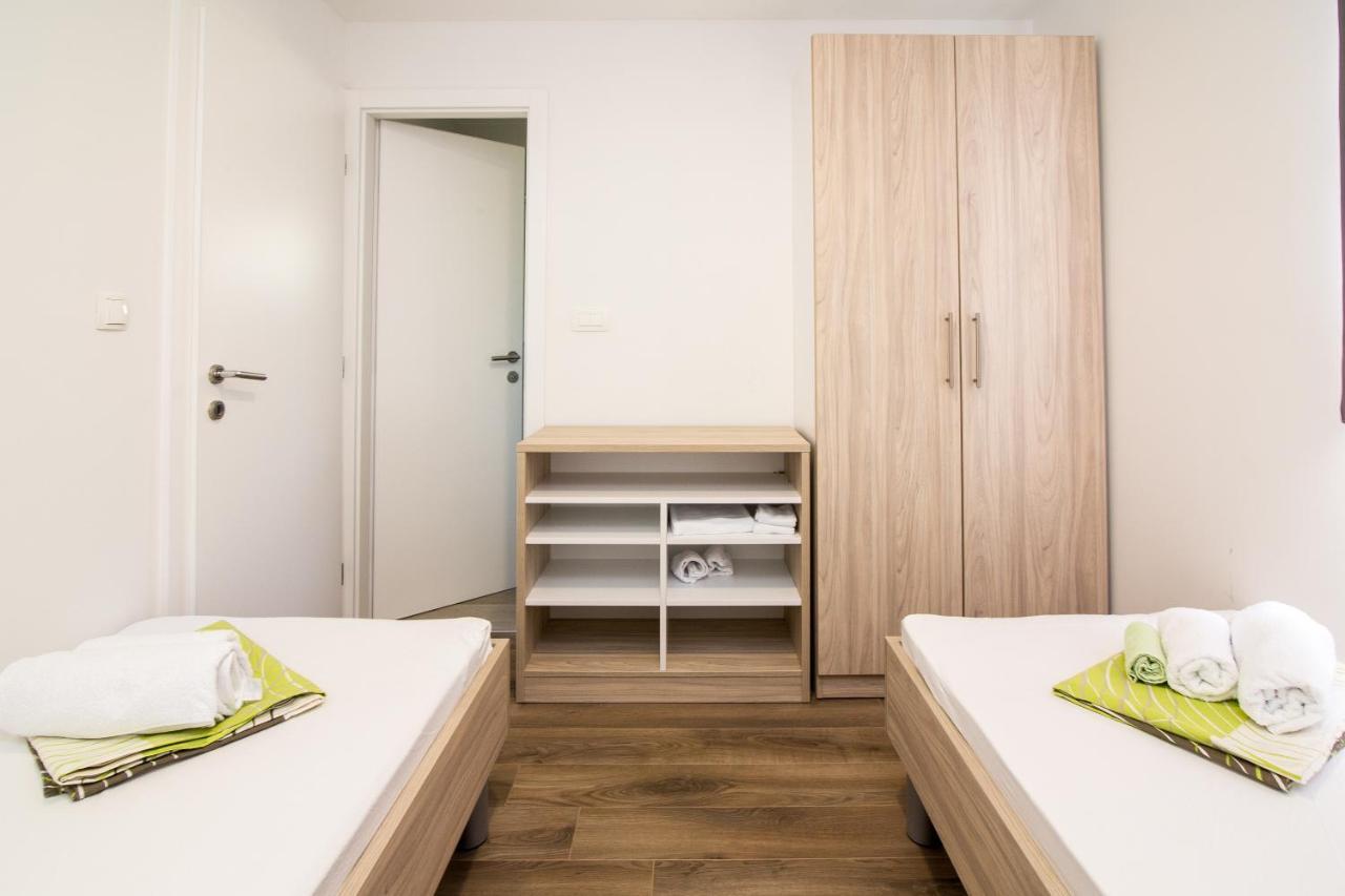 Luxury Mobile Homes Liza Biograd Na Moru Exterior foto
